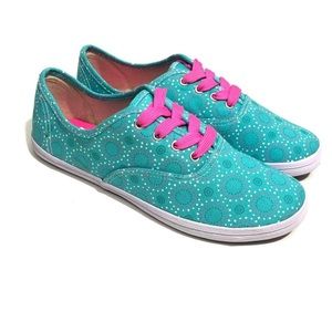 aqua shoes payless